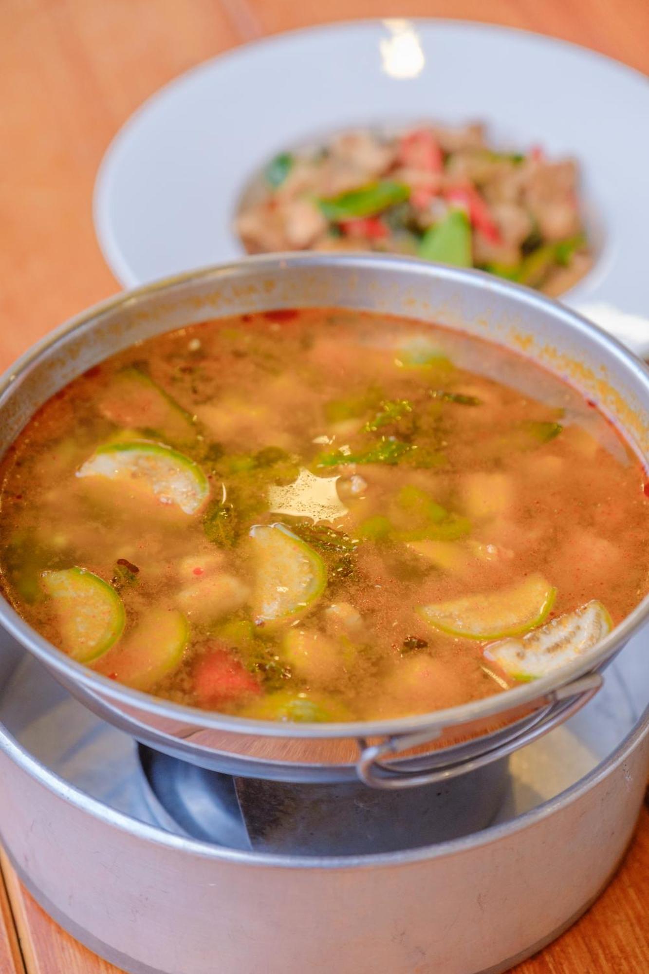 Baanrai Khunya บ้านไร่คุณย่า Ban Huai Maenam Noi Εξωτερικό φωτογραφία